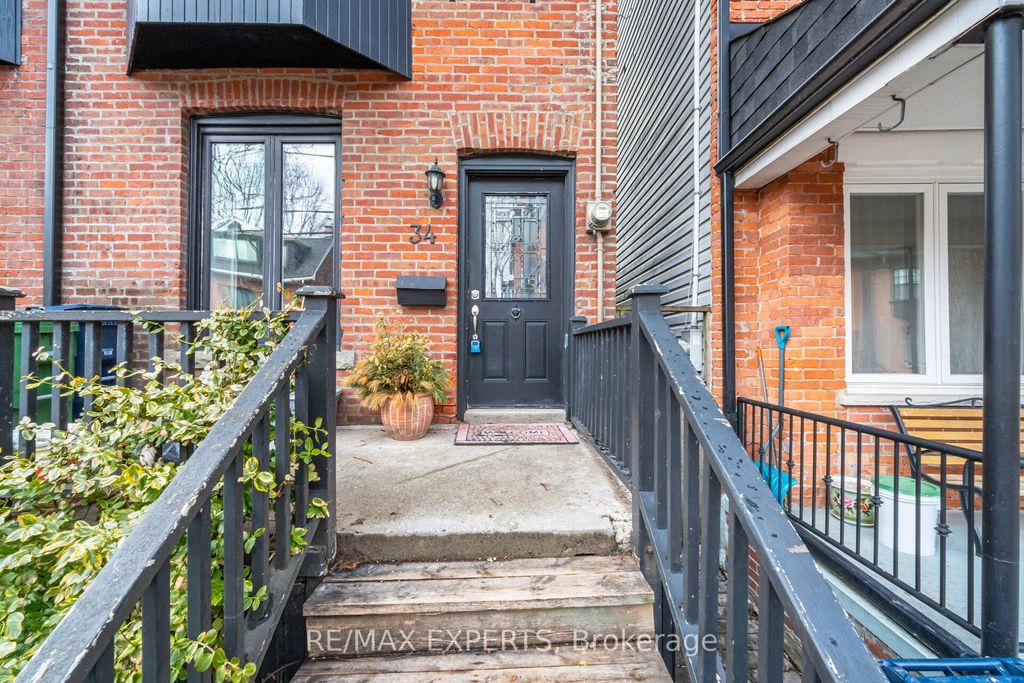 Photo of 34 Grant Street, Toronto, ON M4M 2H5 (MLS # E12915456)