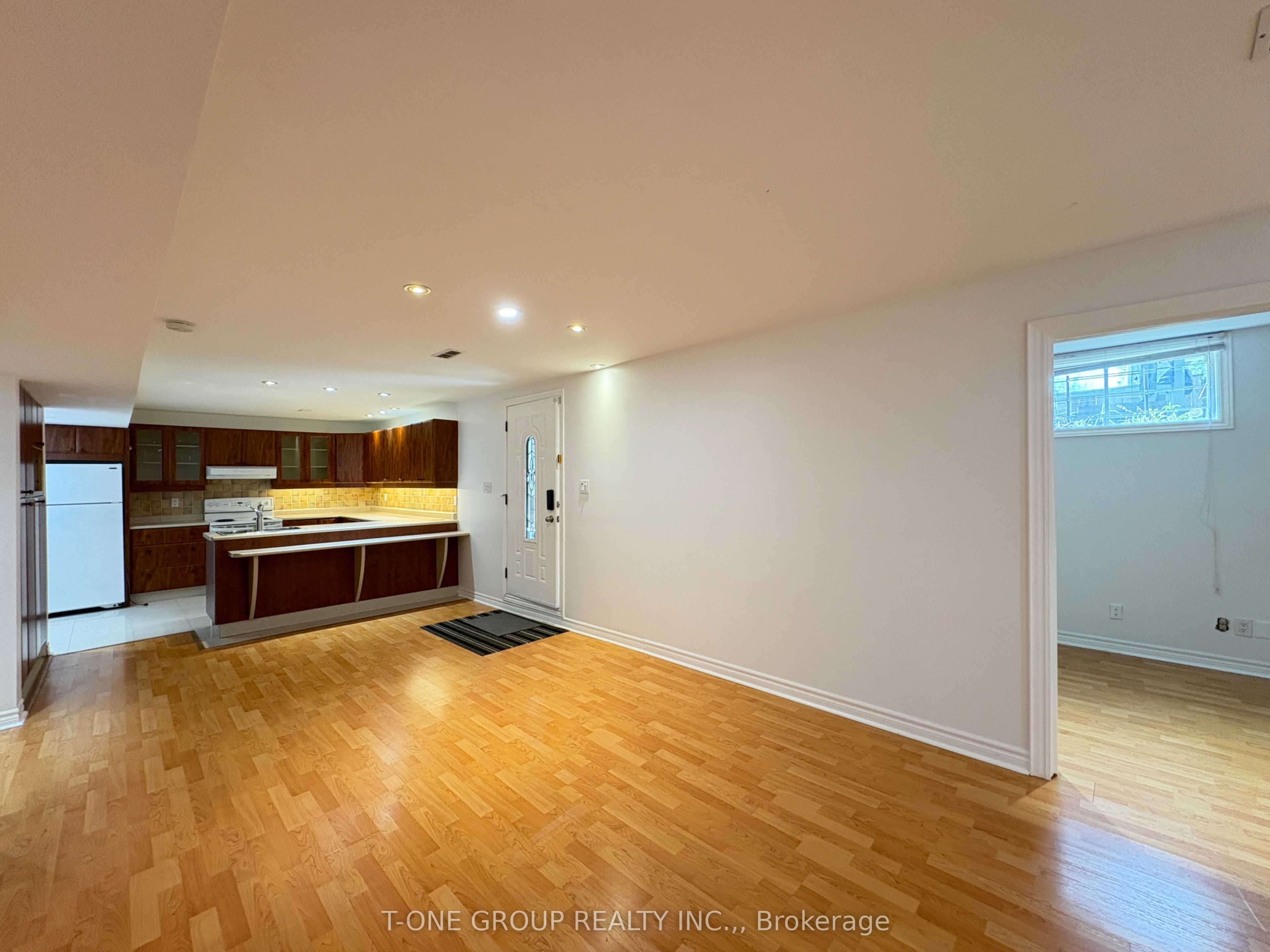120 Grey Alder Avenue Sep Entrance BSMT