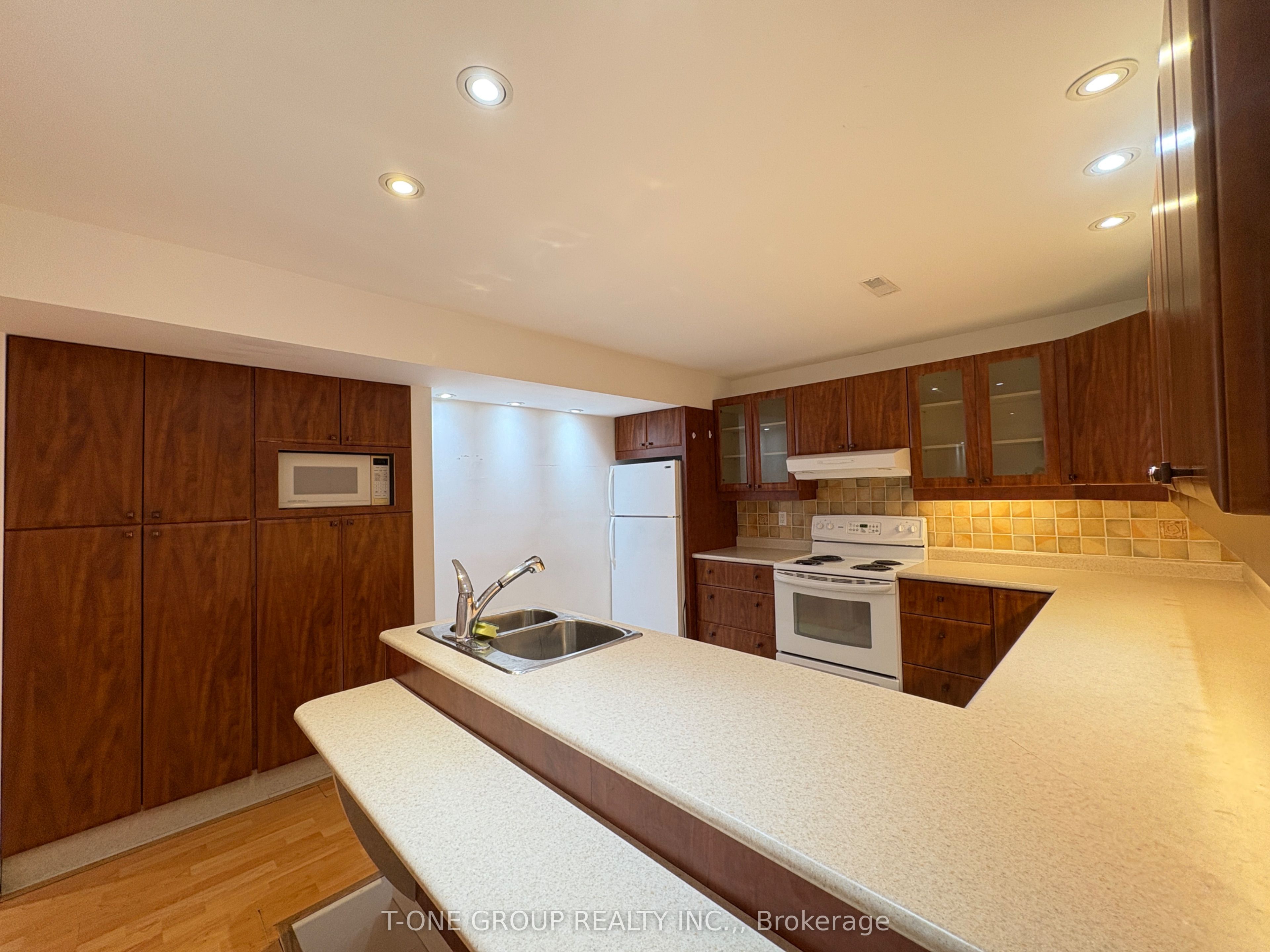 120 Grey Alder Avenue Sep Entrance BSMT