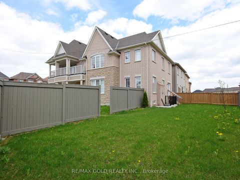 110 Banbridge Crescent Lower Brampton ON L6X 5M2