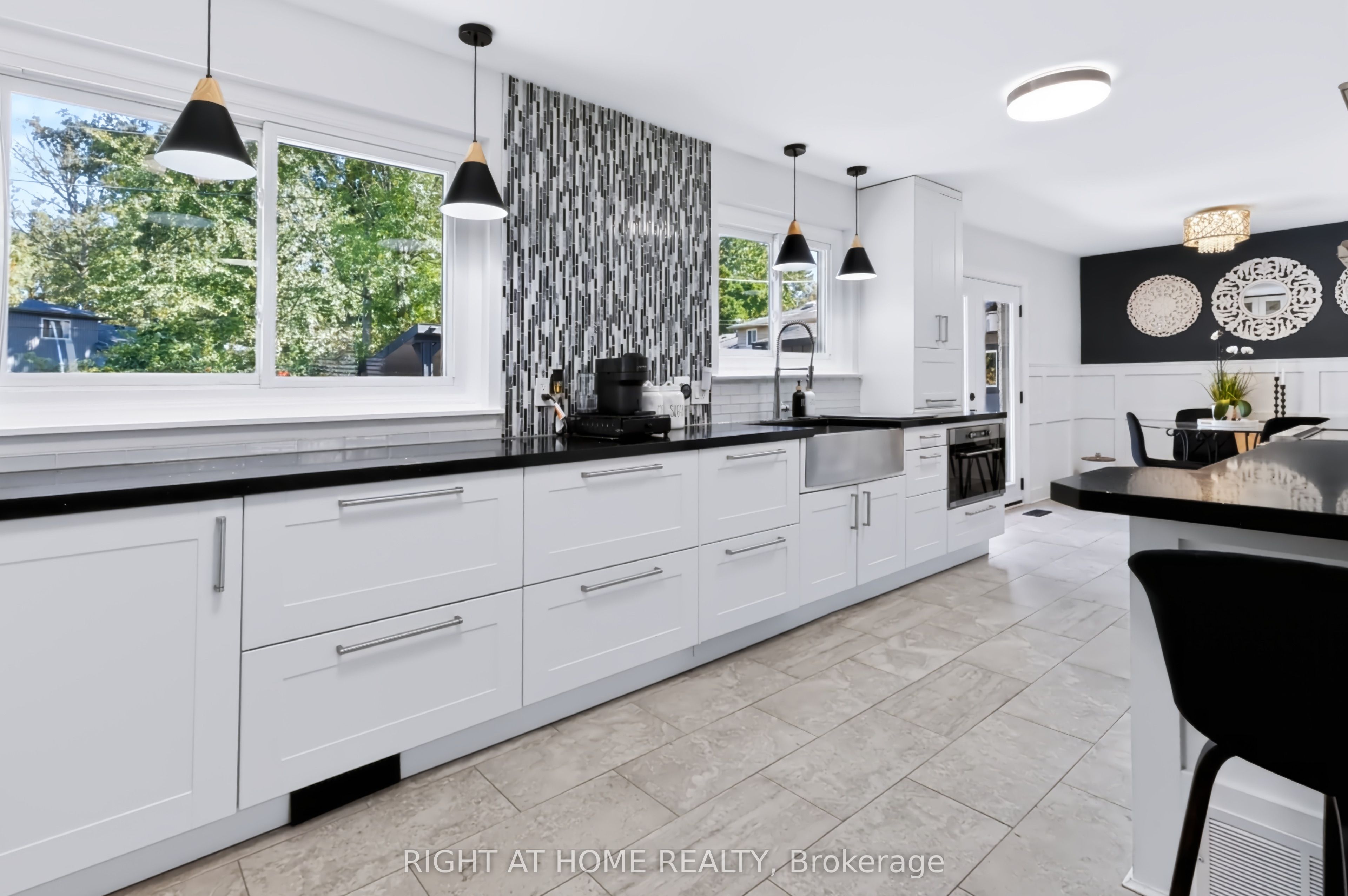 493 Forestwood Crescent