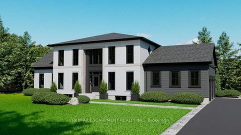 15 Logan Court Hamilton ON L8N 2Z7