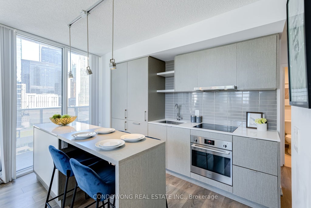 Photo of 100 Harbour Street #1702, Toronto, ON M5J 0B5 (MLS # C13707164)