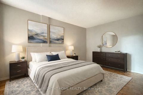 75 Weldrick Road E 934 Richmond Hill ON L4C 3T9