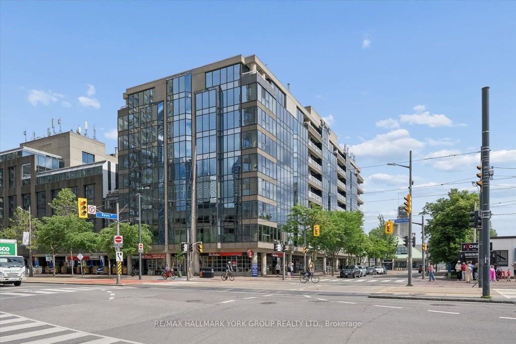 Photo of 251 Queens Quay W #704, Toronto, ON M5J 2N6 (MLS # C13451130)