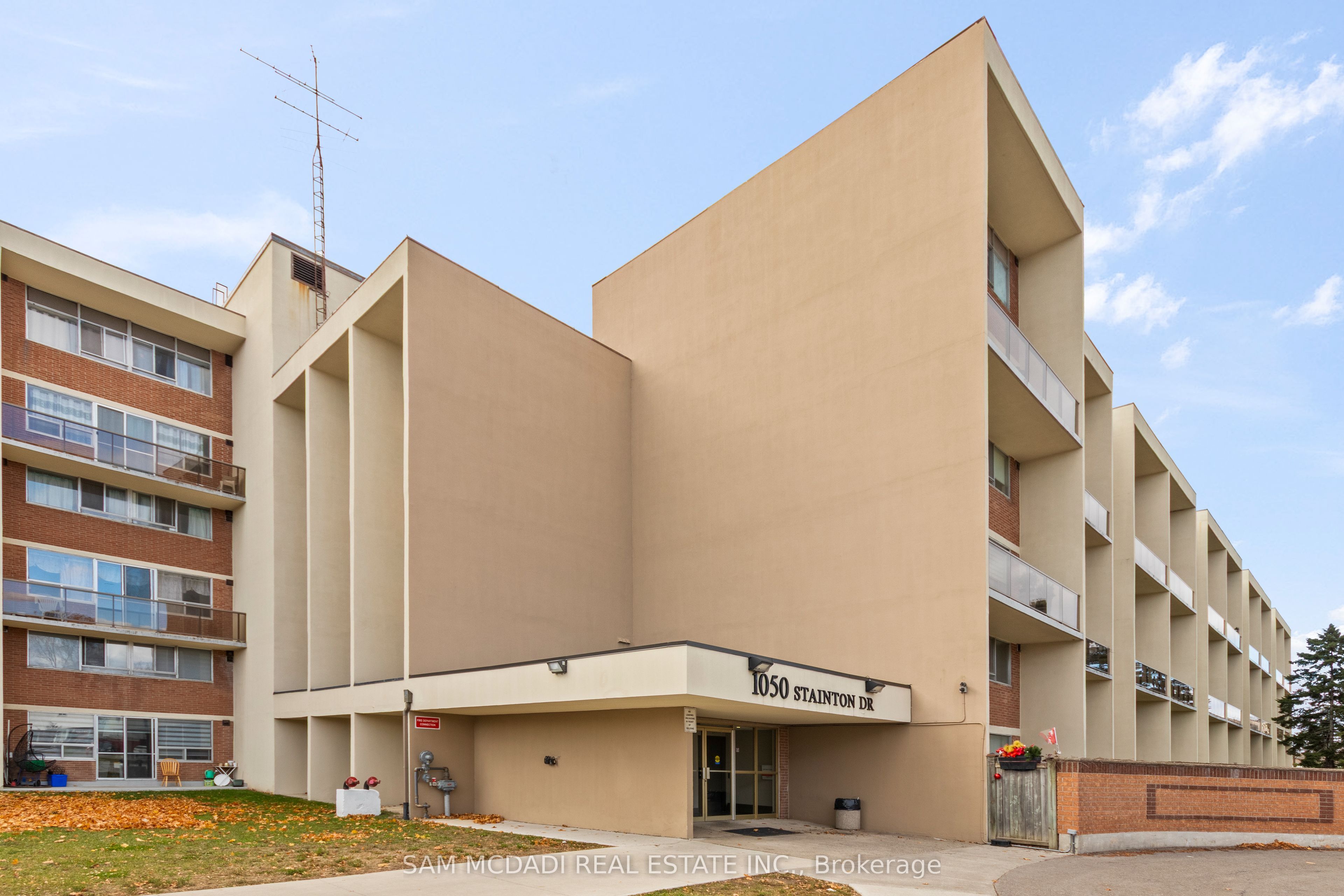 1050 Stainton Drive 211