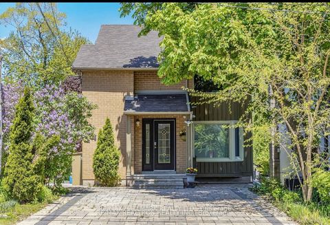 280 Douglas Road Richmond Hill ON L4E 3H6