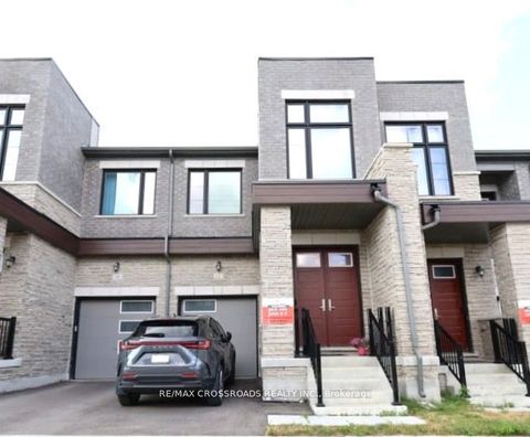 12 SCHMELTZER Crescent Richmond Hill ON L4E 1A2