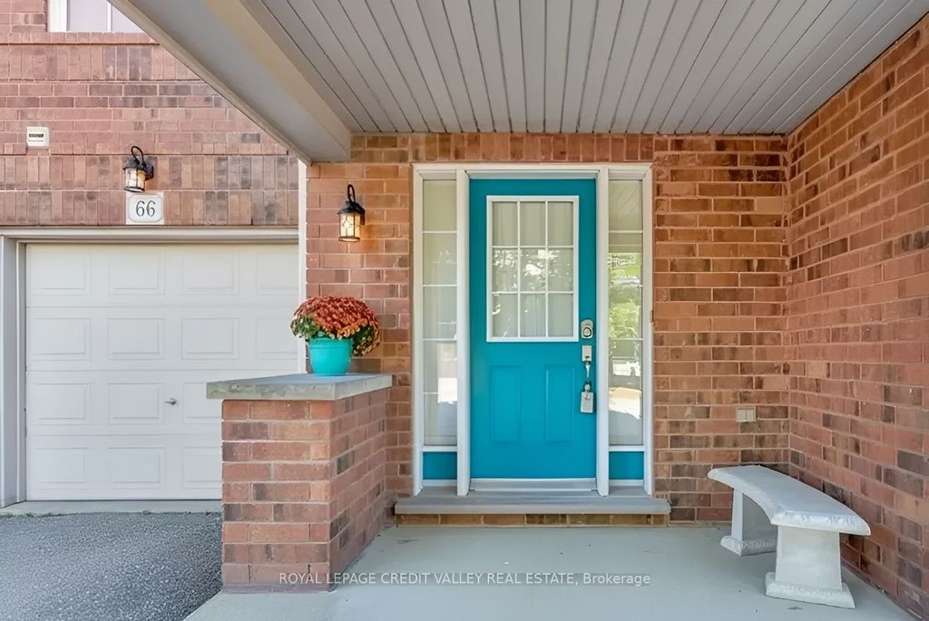 Photo of 71 Garth Massey Drive #66, Cambridge, ON N1T 2G8 (MLS # X13530218)