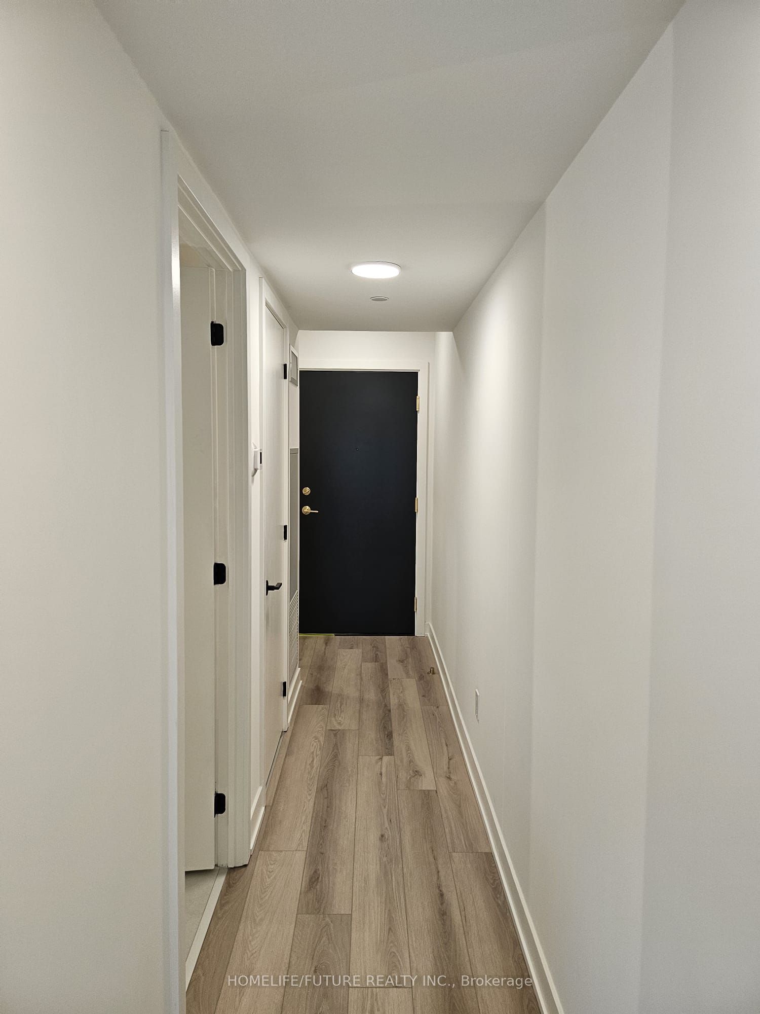 5 Lakeview Avenue 207