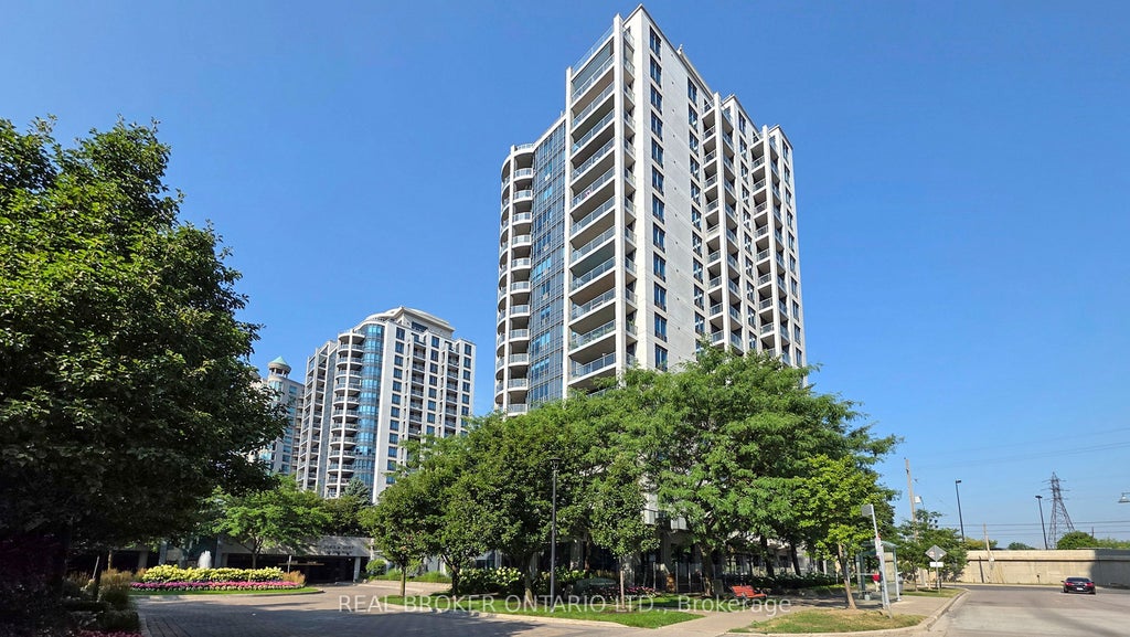 Photo of 2087 Lake Shore Boulevard W #PH7, Toronto, ON M8V 4G3 (MLS # W13783908)