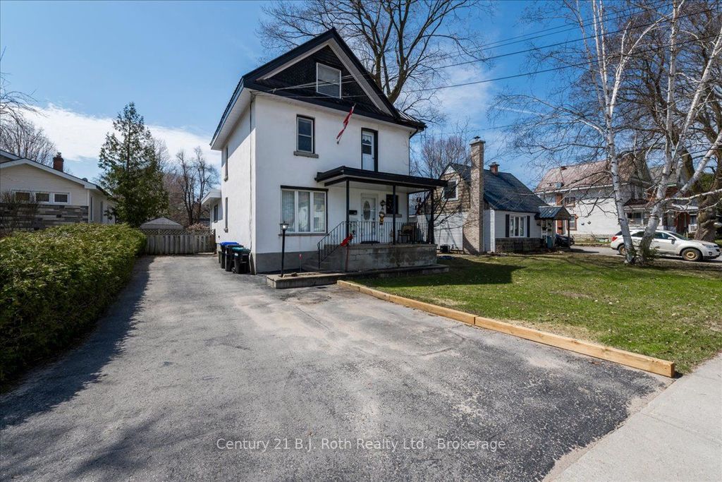Photo of 476 Russell Street, Midland, ON L4R 3B3 (MLS # S13033158)