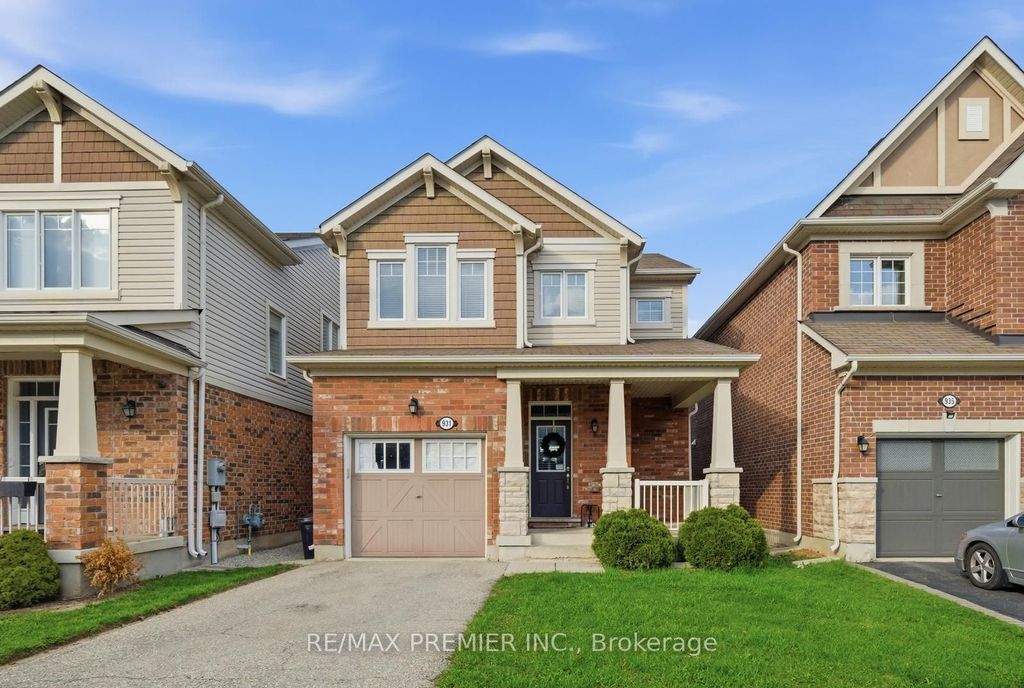 Photo of 931 Penson Crescent, Milton, ON L9T 8Z7 (MLS # W13050620)