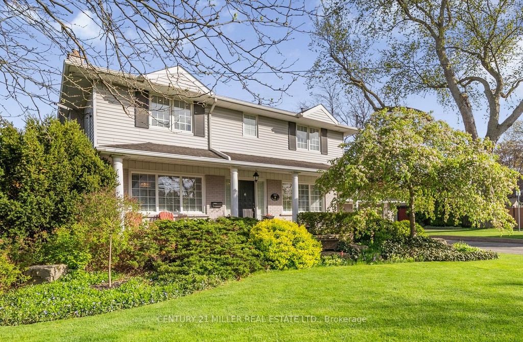 Photo of 428 Hendrie Avenue, Burlington, ON L7T 1E2 (MLS # W12791954)