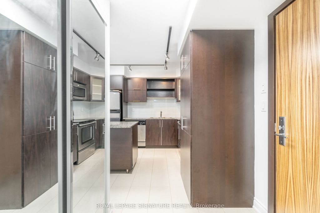 Photo of 60 South Town Centre Boulevard #809, Markham, ON L6G 0C5 (MLS # N12452481)