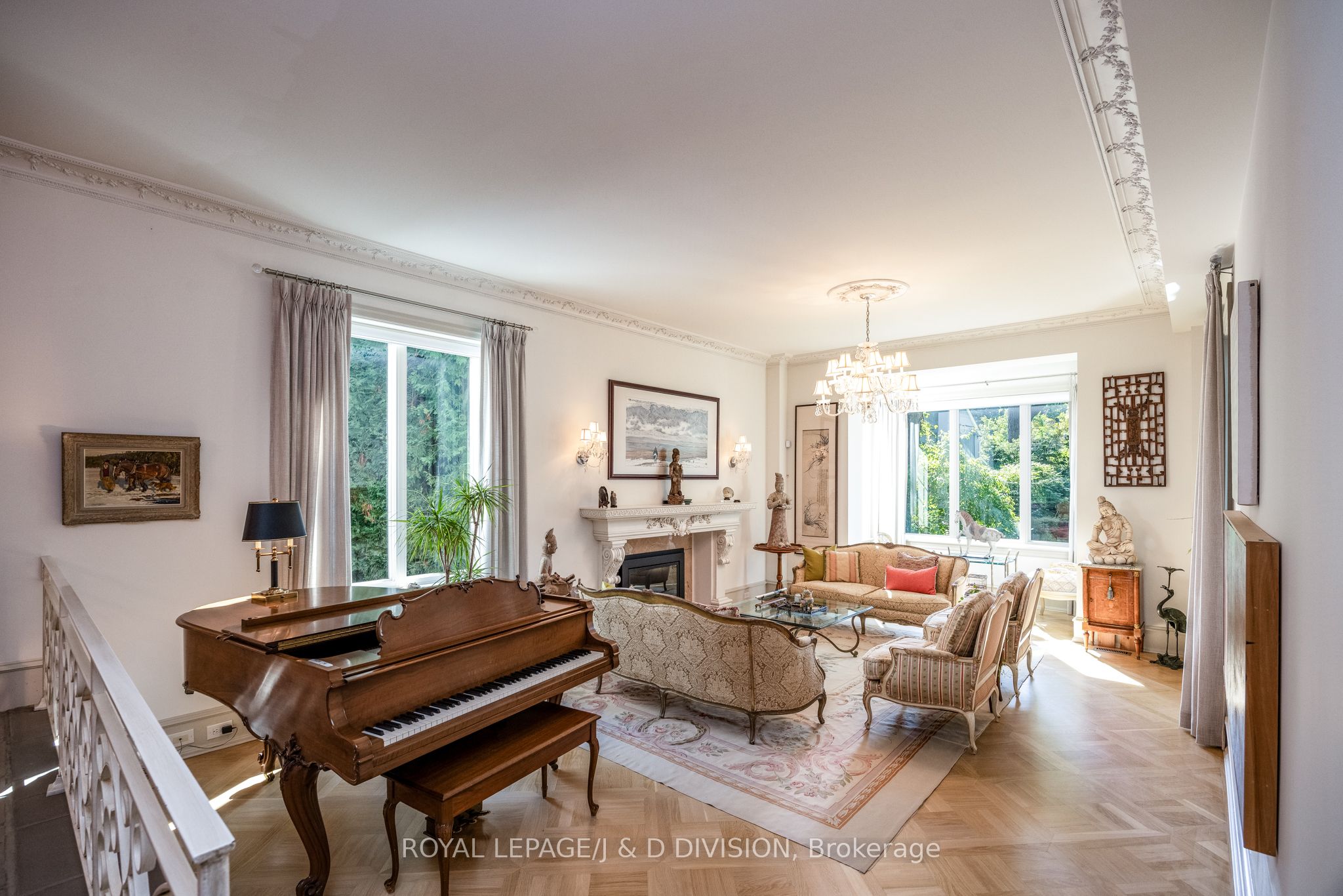 12 Forest Glen Crescent