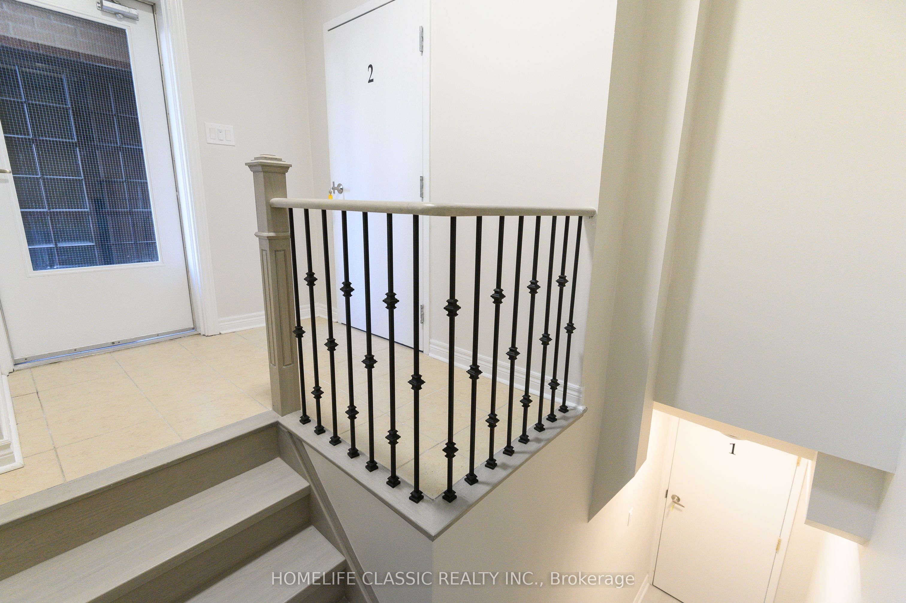 2915 Bur Oak Avenue Lower Unit