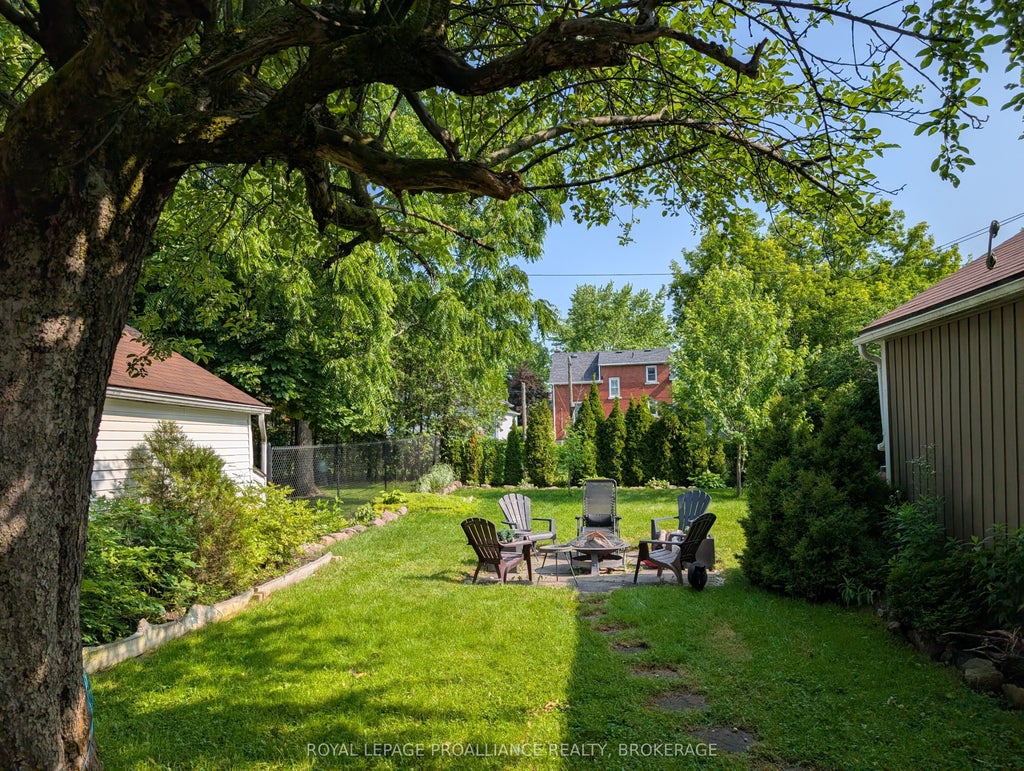 Photo of 51 Dundas Street, Kingston, ON K7L 1N4 (MLS # X14081502)