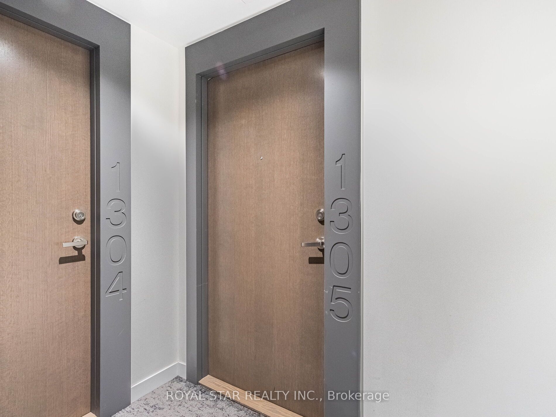 20 Richardson Street 1305