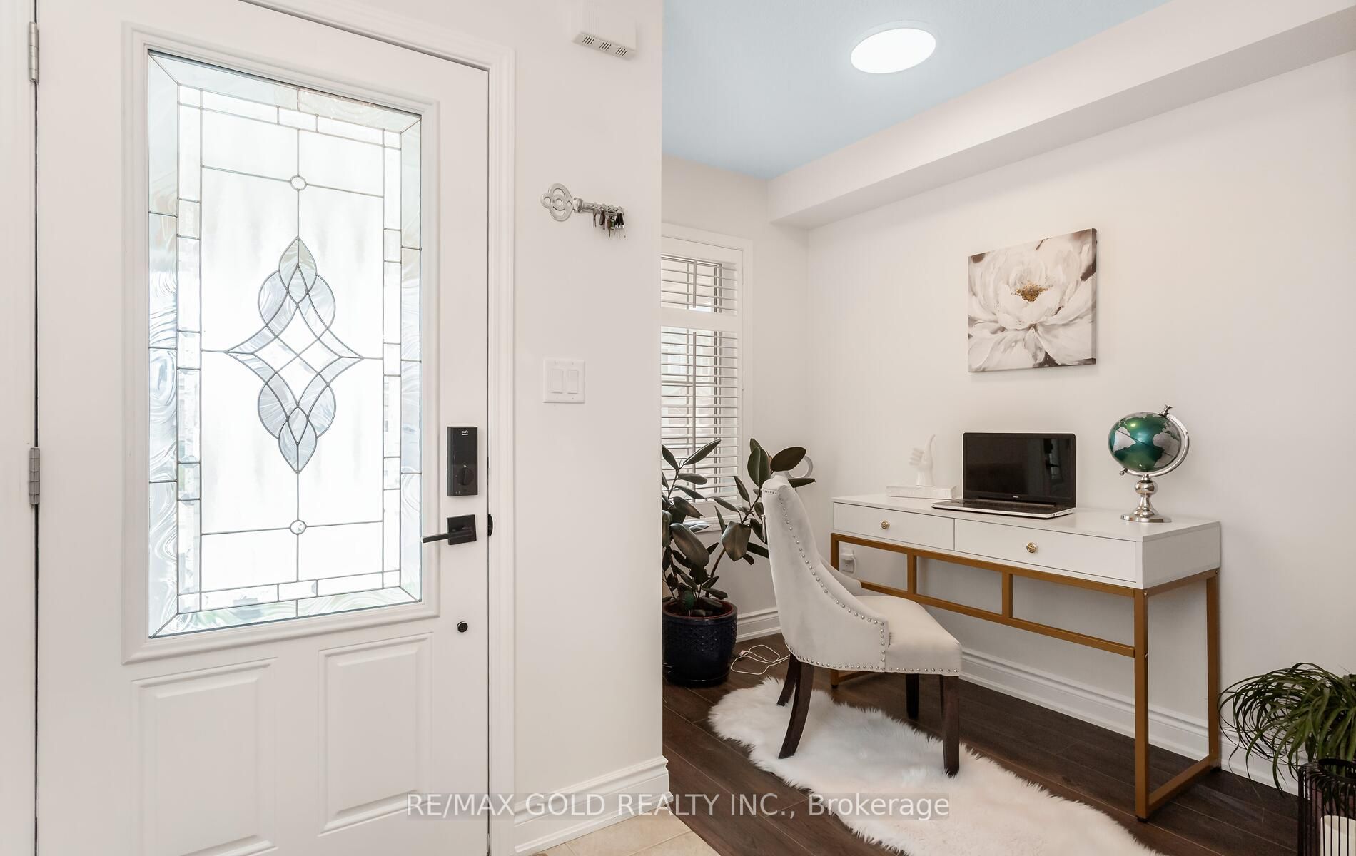 299 Gooding Crescent