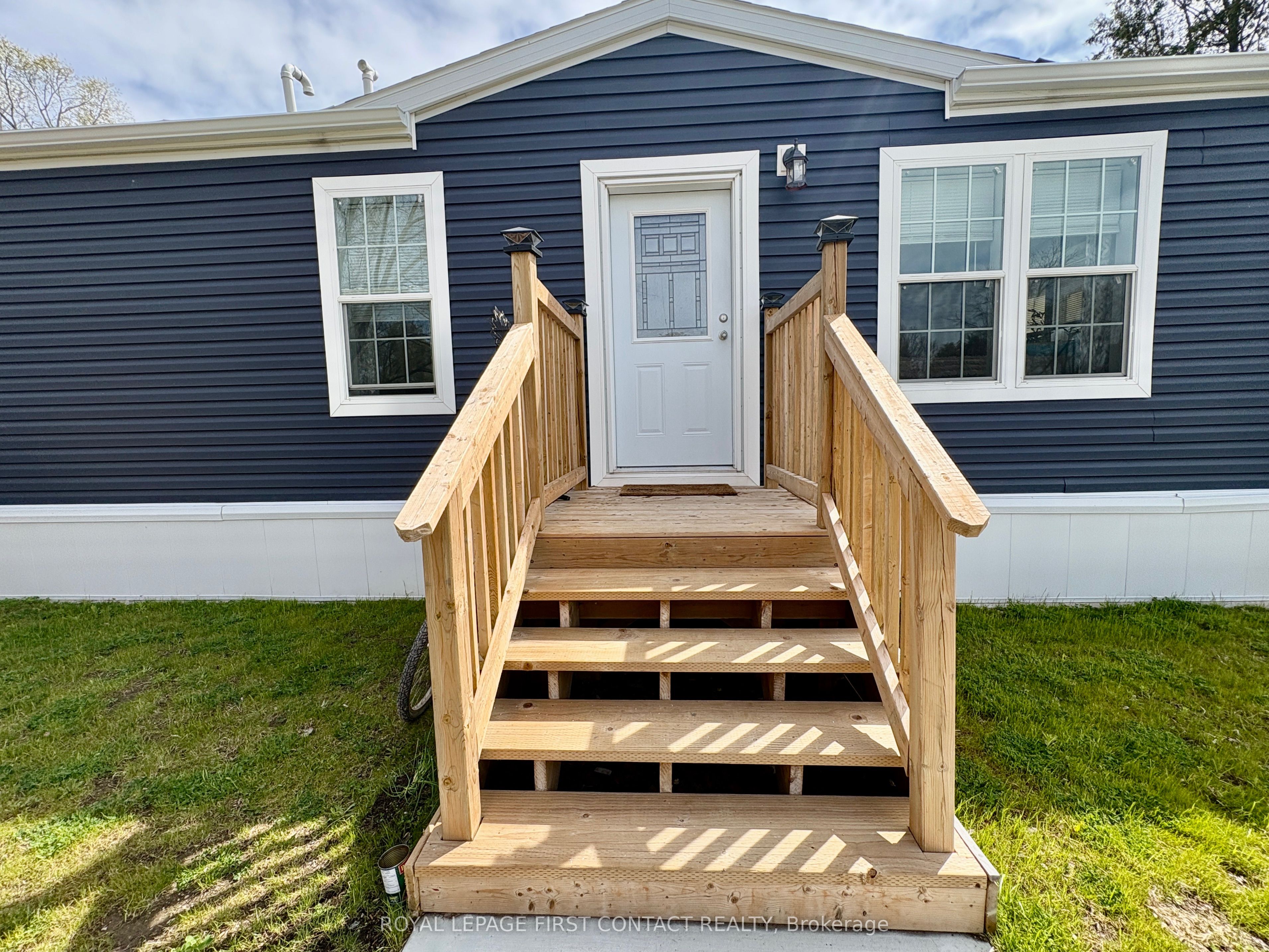 40 SHAMROCK Crescent