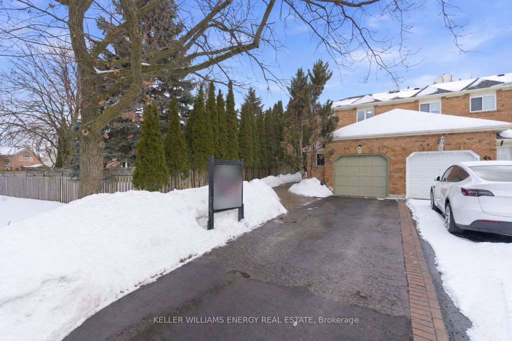 Photo of 45 Davies Crescent, Whitby, ON L1N 8X4 (MLS # E12824540)