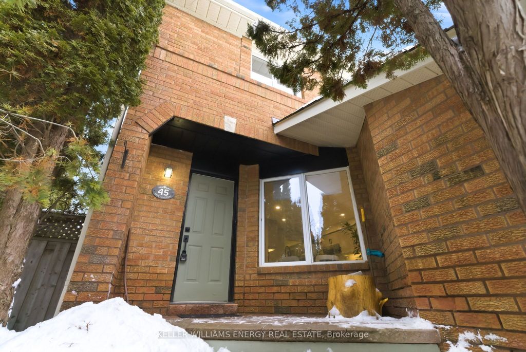 Photo of 45 Davies Crescent, Whitby, ON L1N 8X4 (MLS # E12824540)