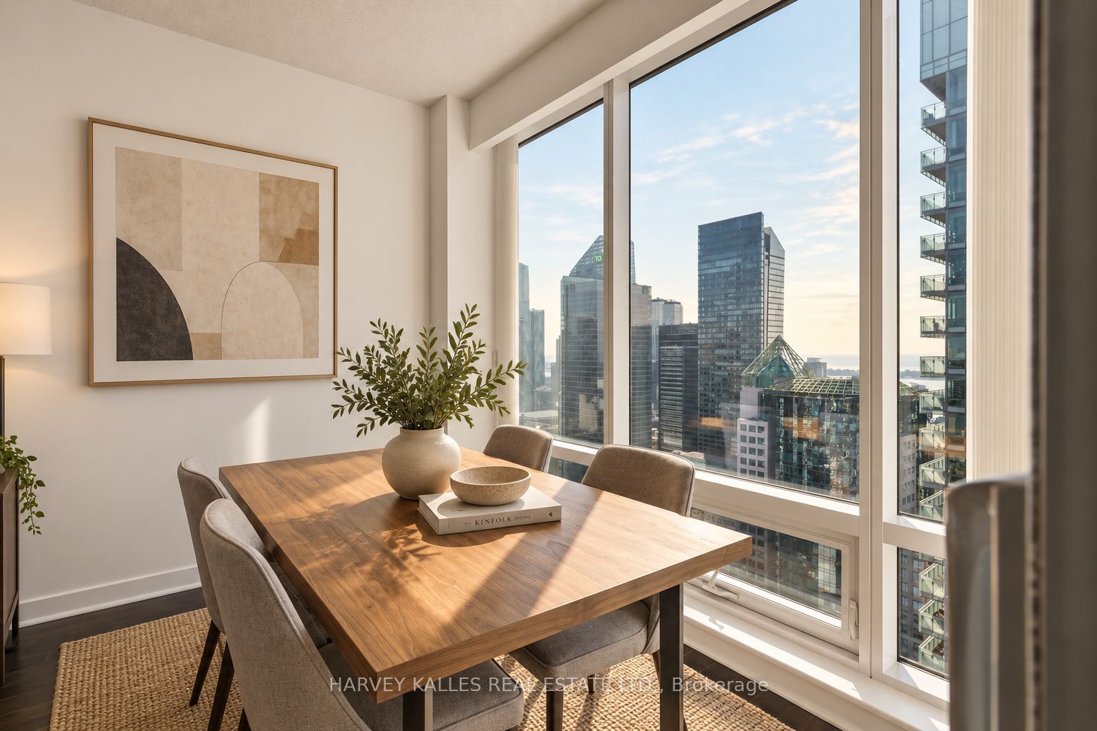 295 Adelaide Street W 4208