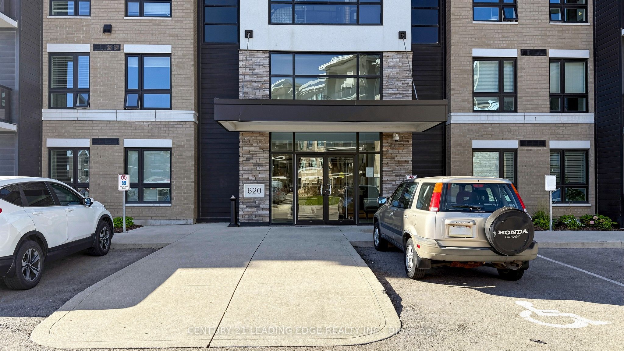 620 Sauve Street 102