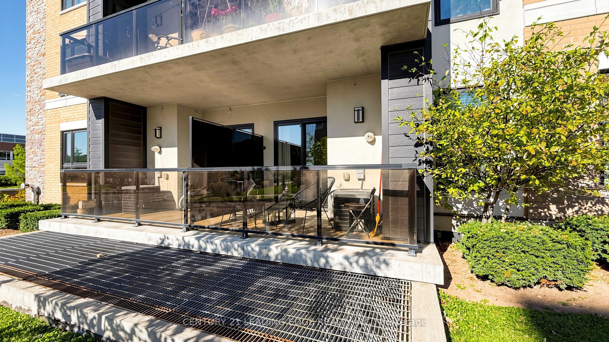 620 Sauve Street 102