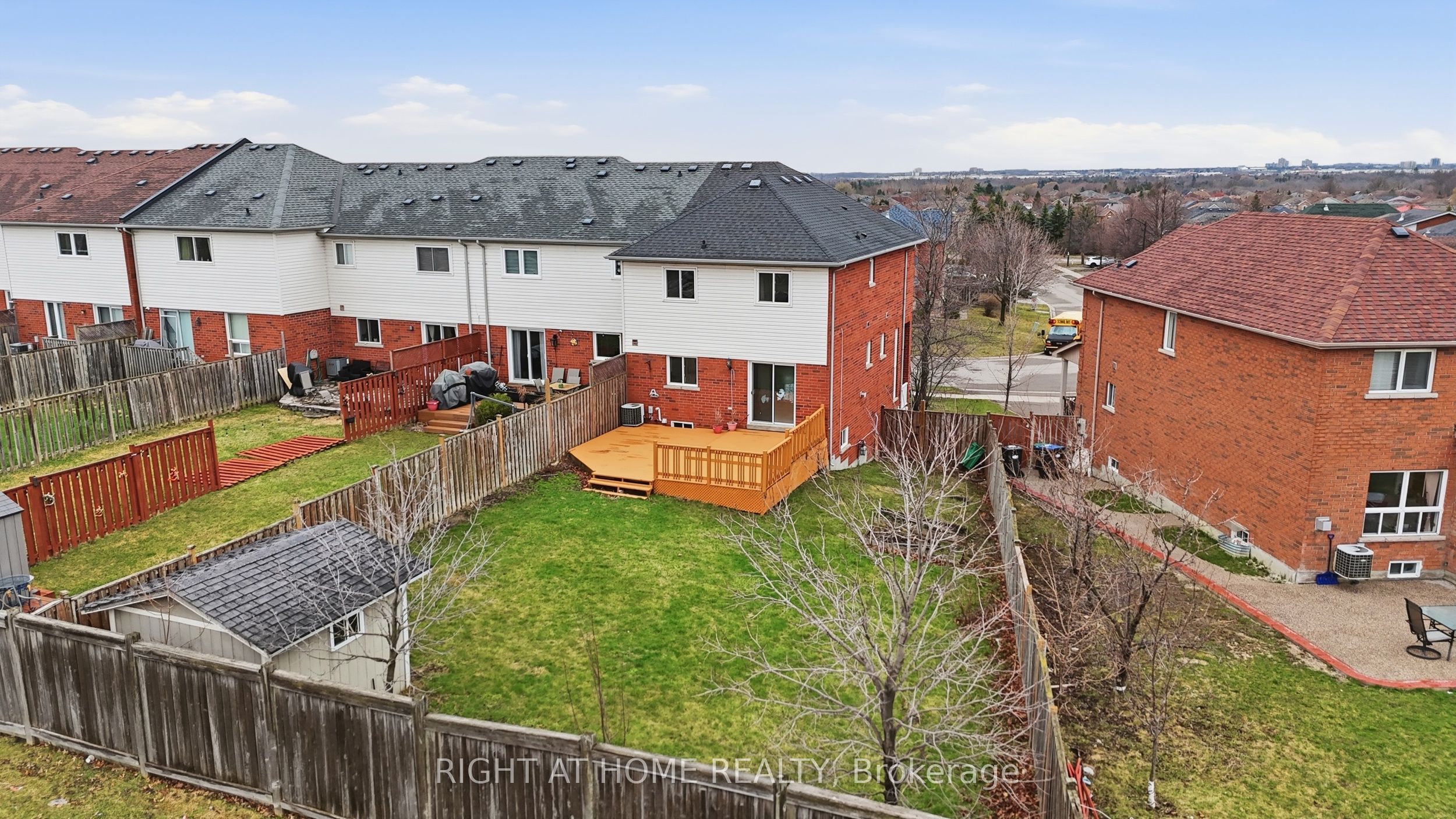 833 Escobar Crescent