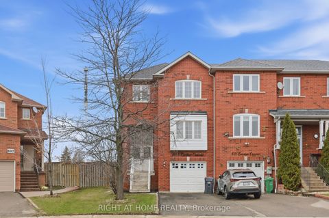 833 Escobar Crescent Mississauga ON L5V 2S6