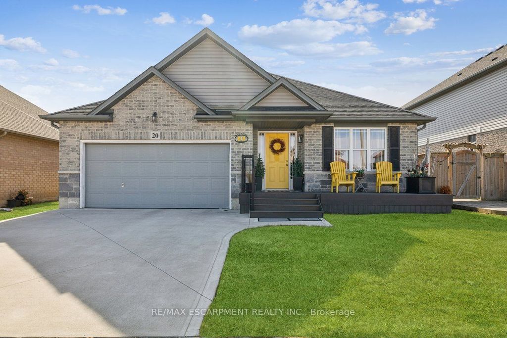 Photo of 20 Hudson Drive, Haldimand, ON N0A 1E0 (MLS # X12906238)