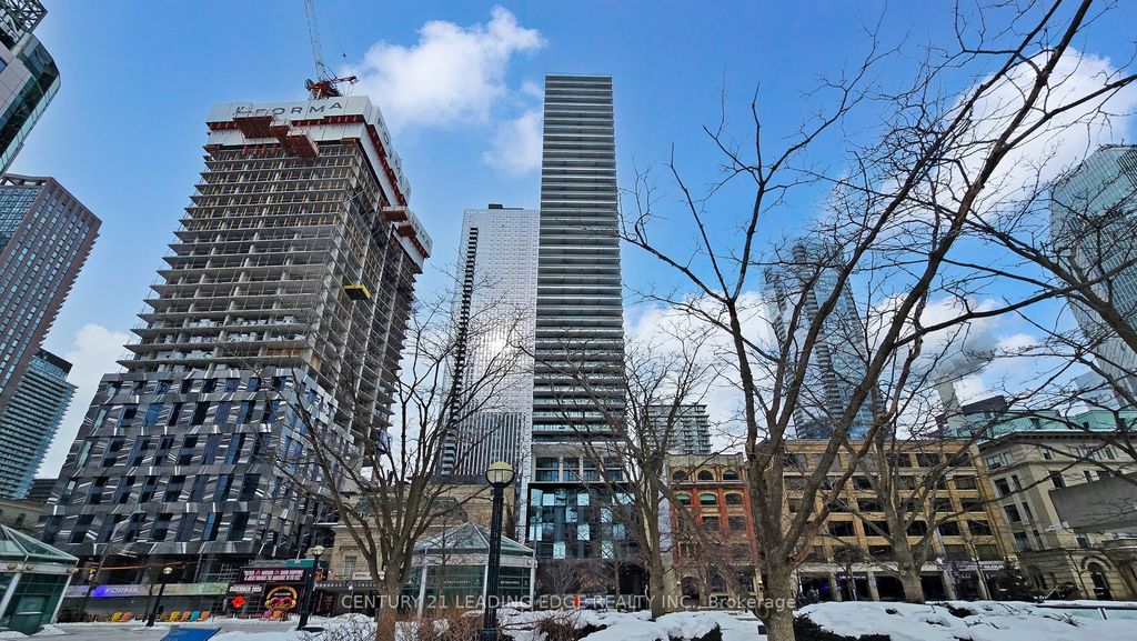 Photo of 224 KING Street W #804, Toronto, ON M5H 0A6 (MLS # C12778566)