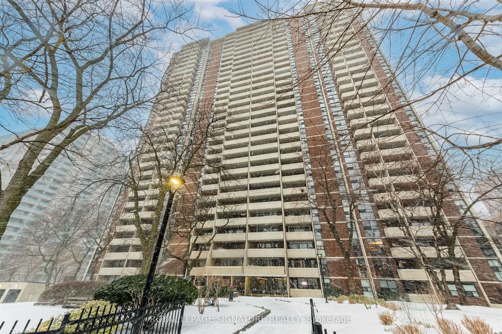 Photo of 40 Homewood Avenue #2108, Toronto, ON M4Y 2K2 (MLS # C12804976)