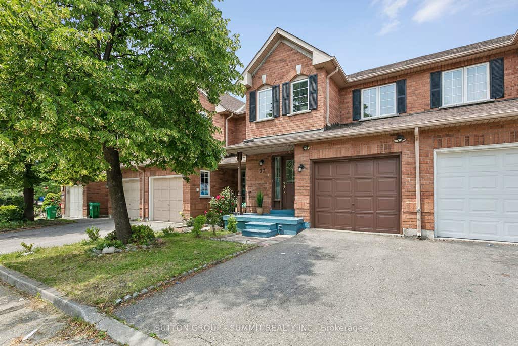 Photo of 35 Malta Avenue N #37, Brampton, ON L6Y 5B4 (MLS # W13595456)