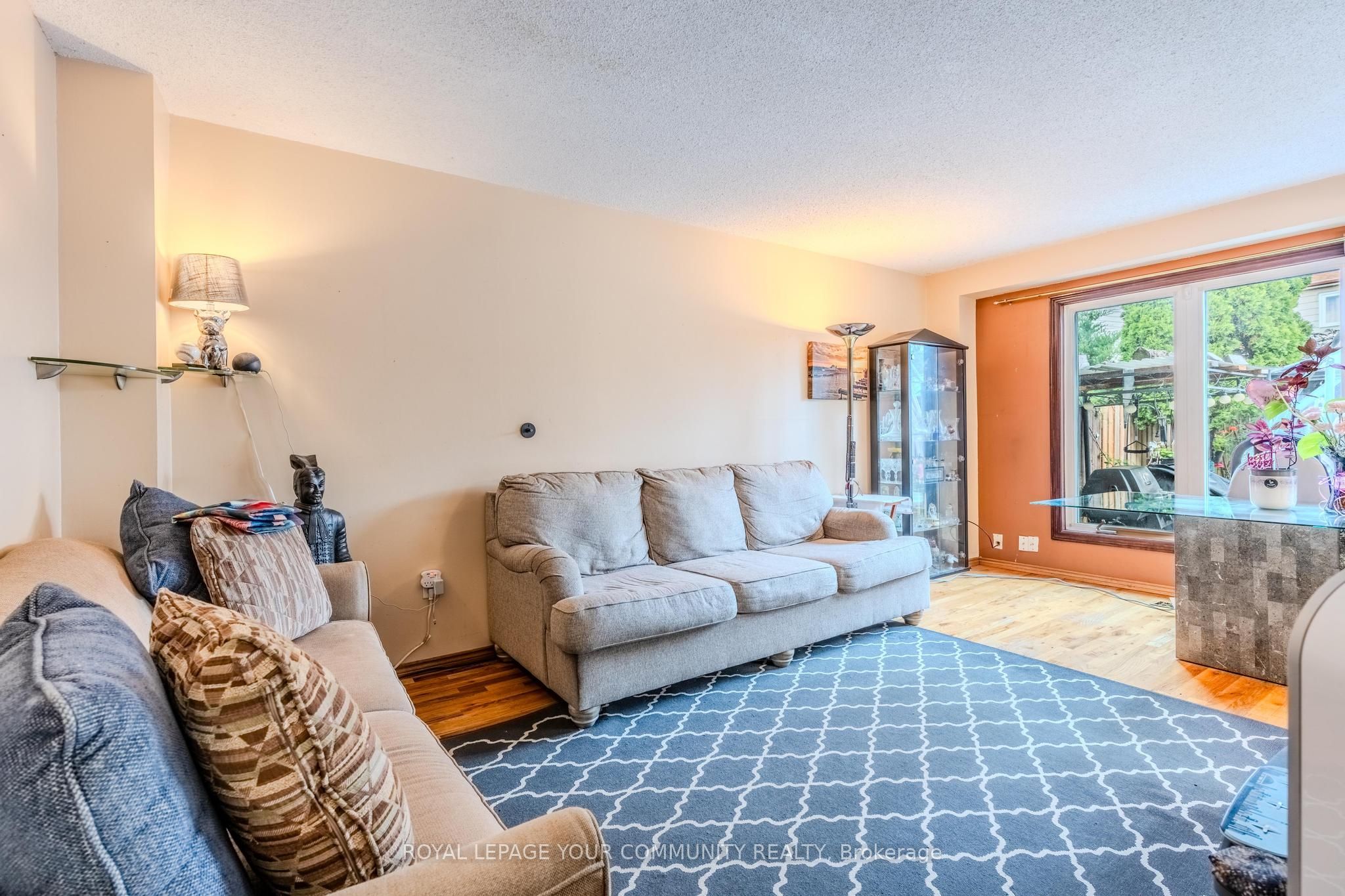 713 Ashburnha Place