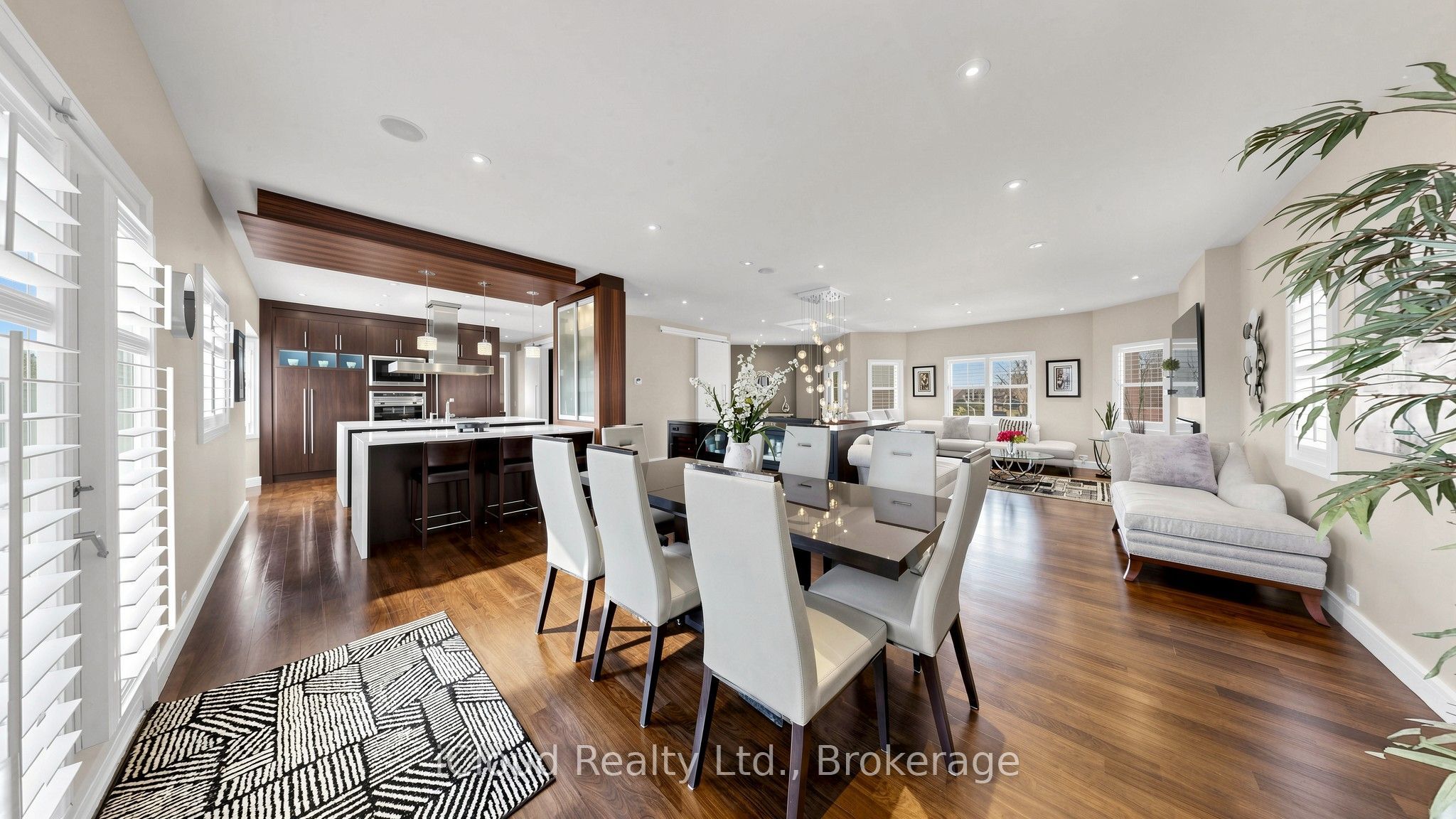 30 Orchard Park Gate