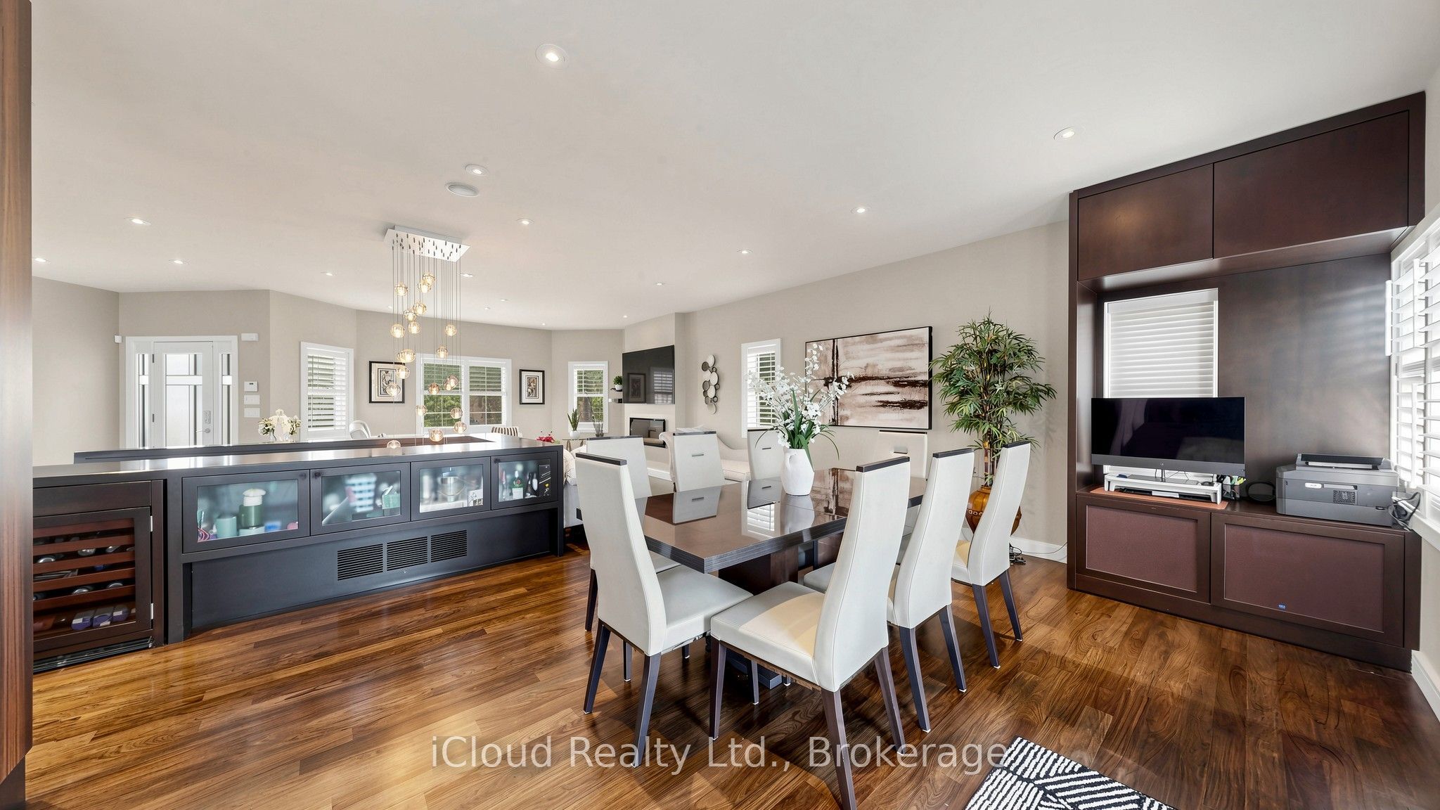 30 Orchard Park Gate