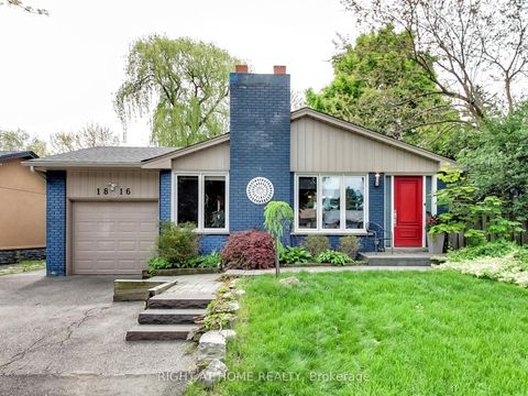 1816 Pattinson Crescent Mississauga ON L5J 1H7