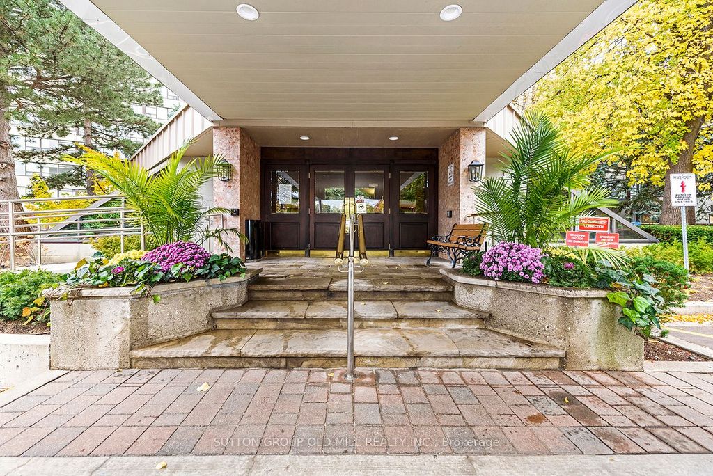 Photo of 1300 Islington Avenue #2806, Toronto, ON M9A 5C4 (MLS # W12810976)