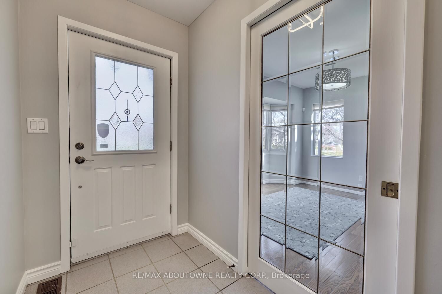 1493 Briarwood Crescent