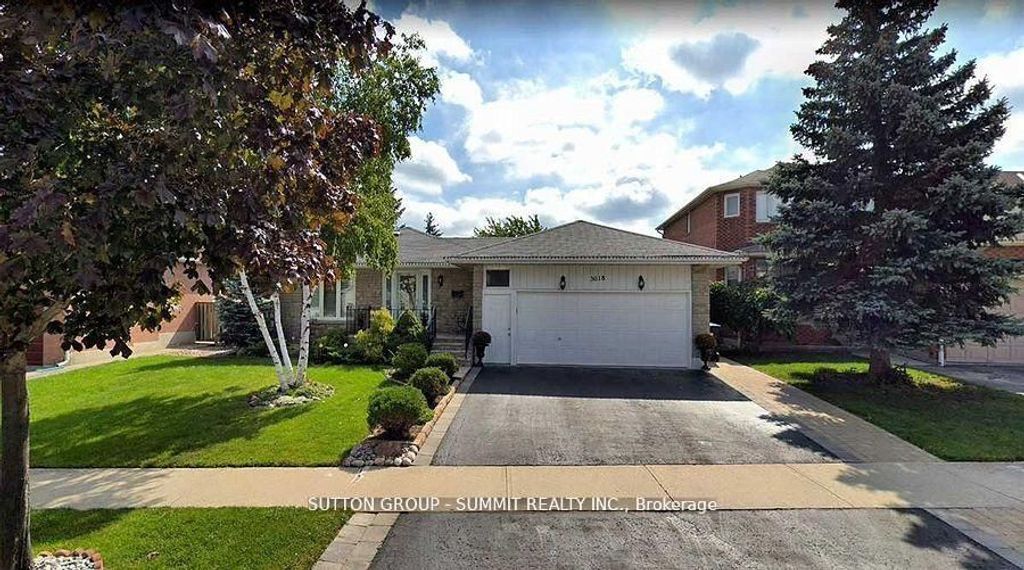 Photo of 3018 DALEHURST Drive, Mississauga, ON L5N 6M8 (MLS # W12631428)