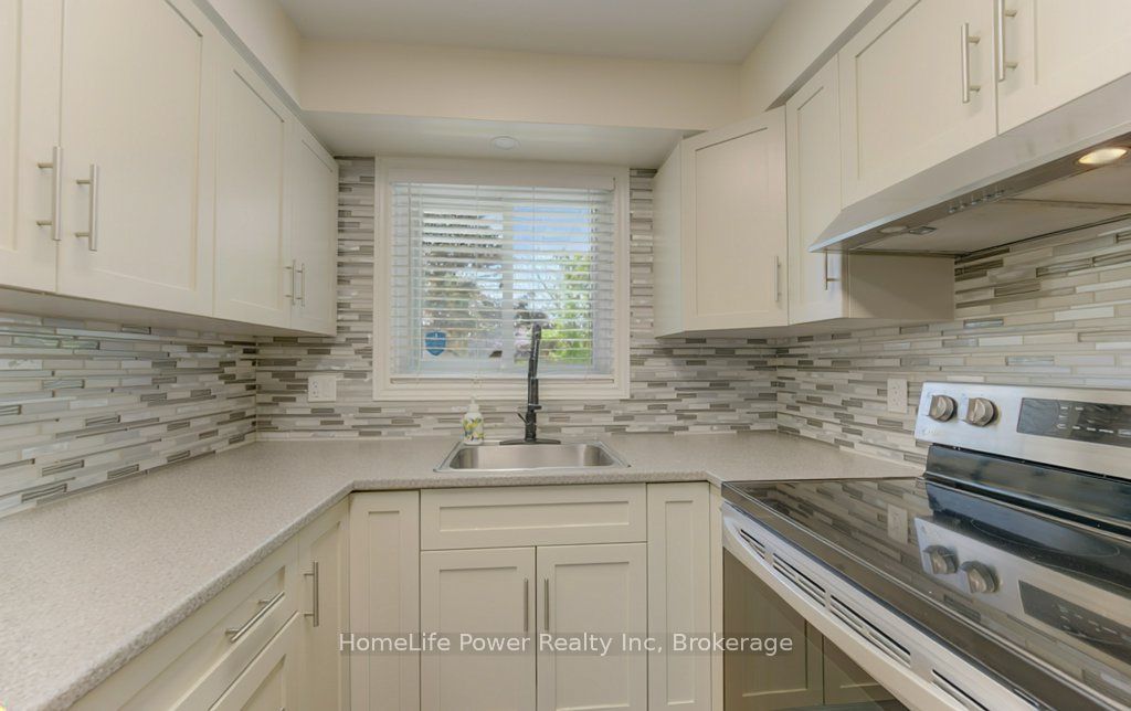 136 Dunsmere Drive