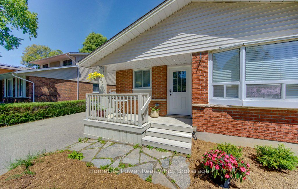 136 Dunsmere Drive