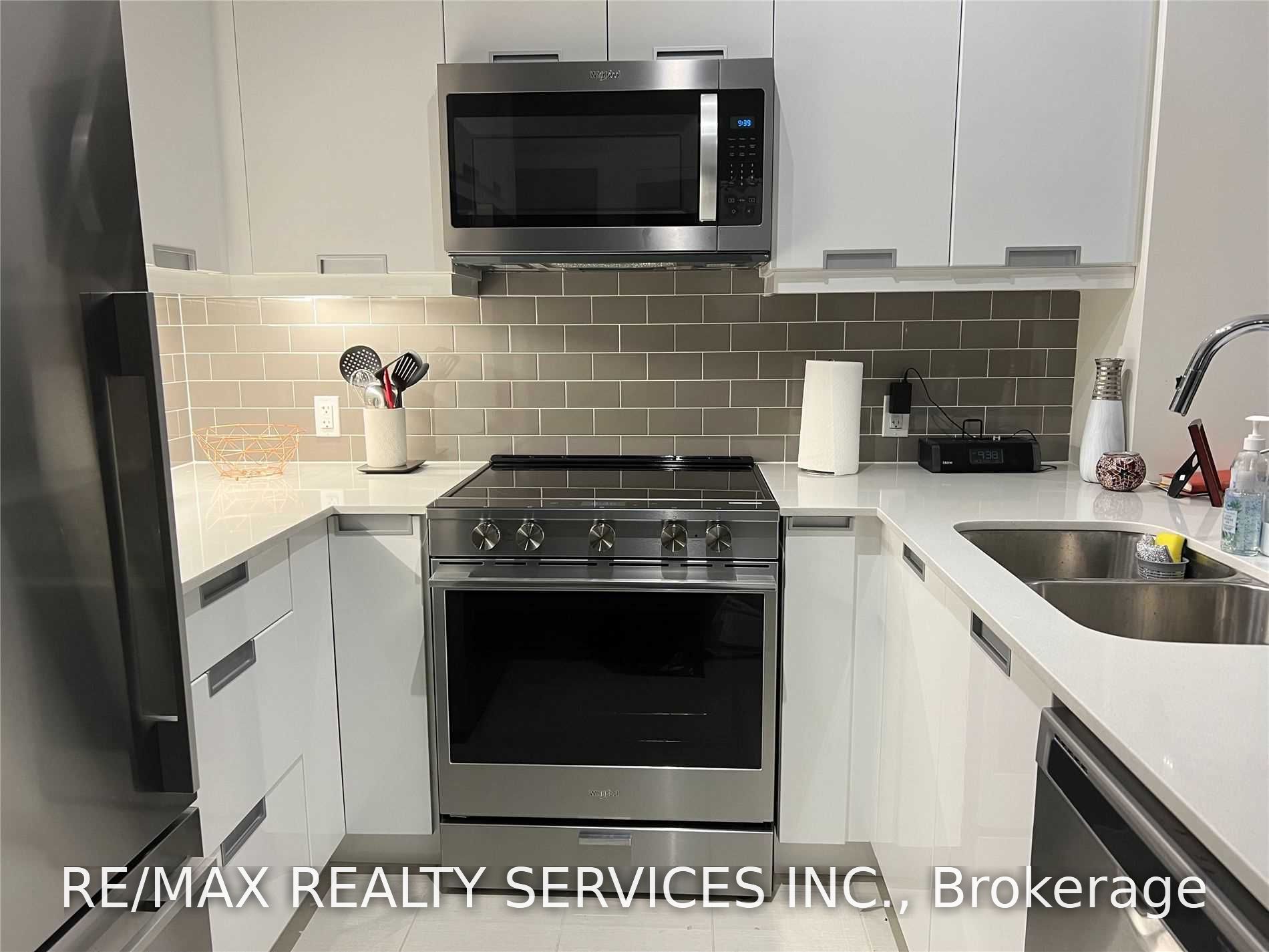 35 Watergarden Drive 1512