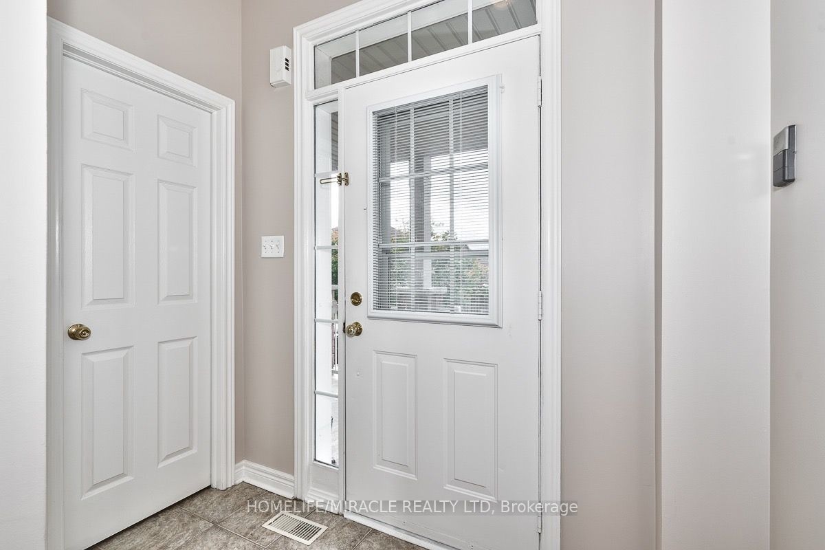 3 Ashdale Road