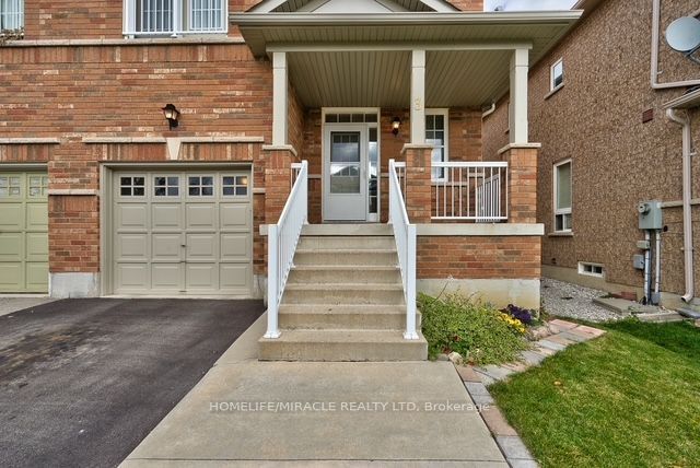 3 Ashdale Road