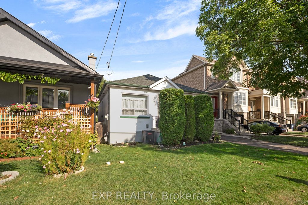 Photo of 79 Sixteenth Street, Toronto, ON M8V 3J9 (MLS # W12452151)