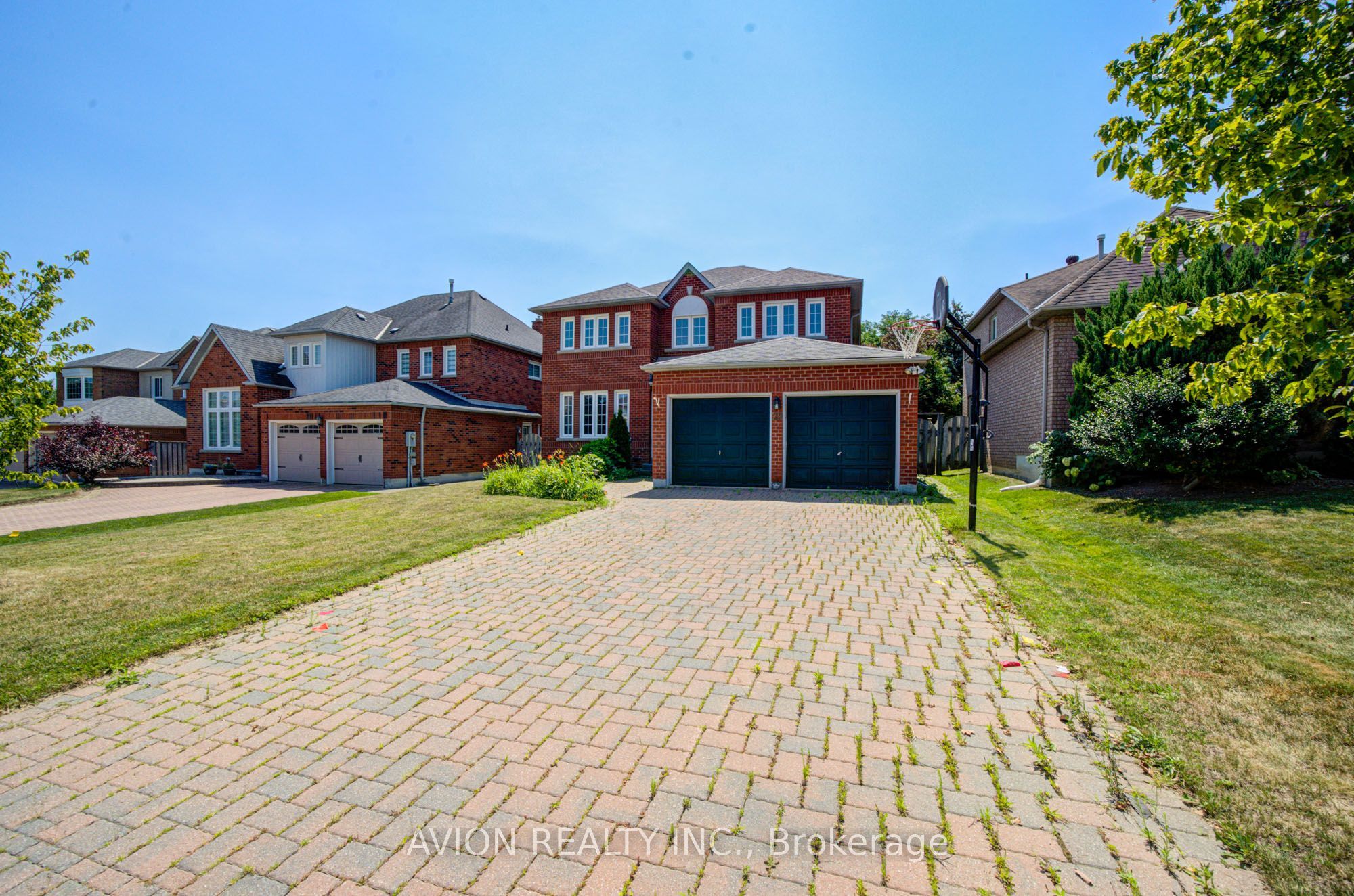 29 Charrington Crescent